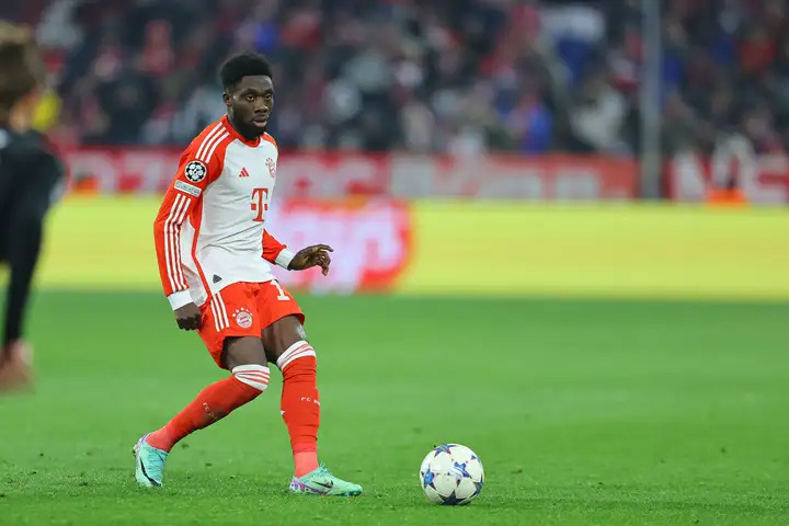 优势, 球风劲爆